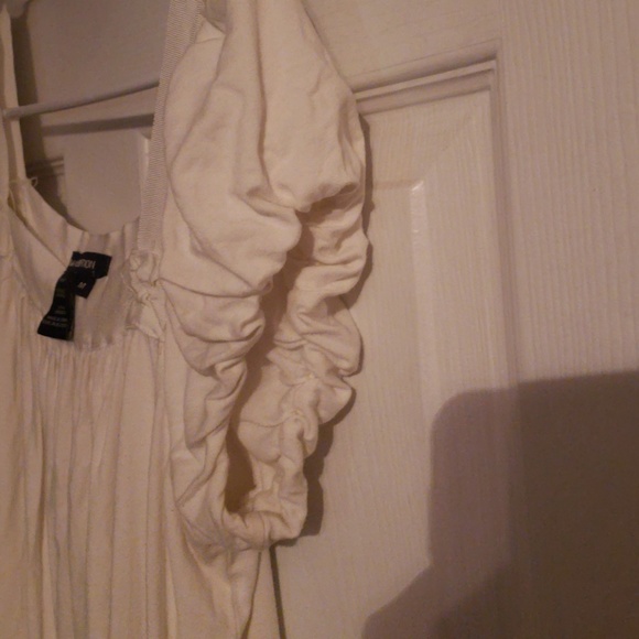 Shirt - Picture 4 of 4